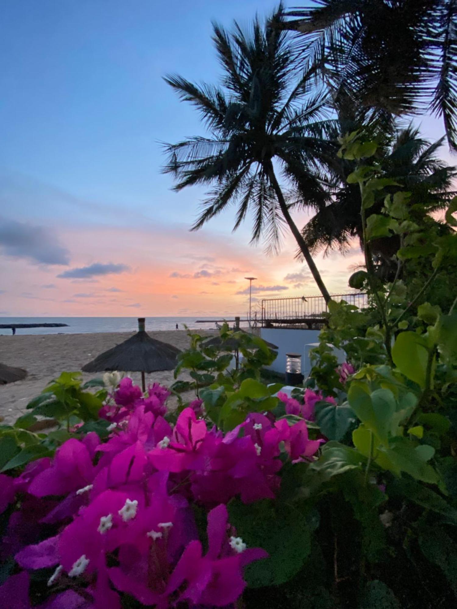 West African Beach Saly Esterno foto